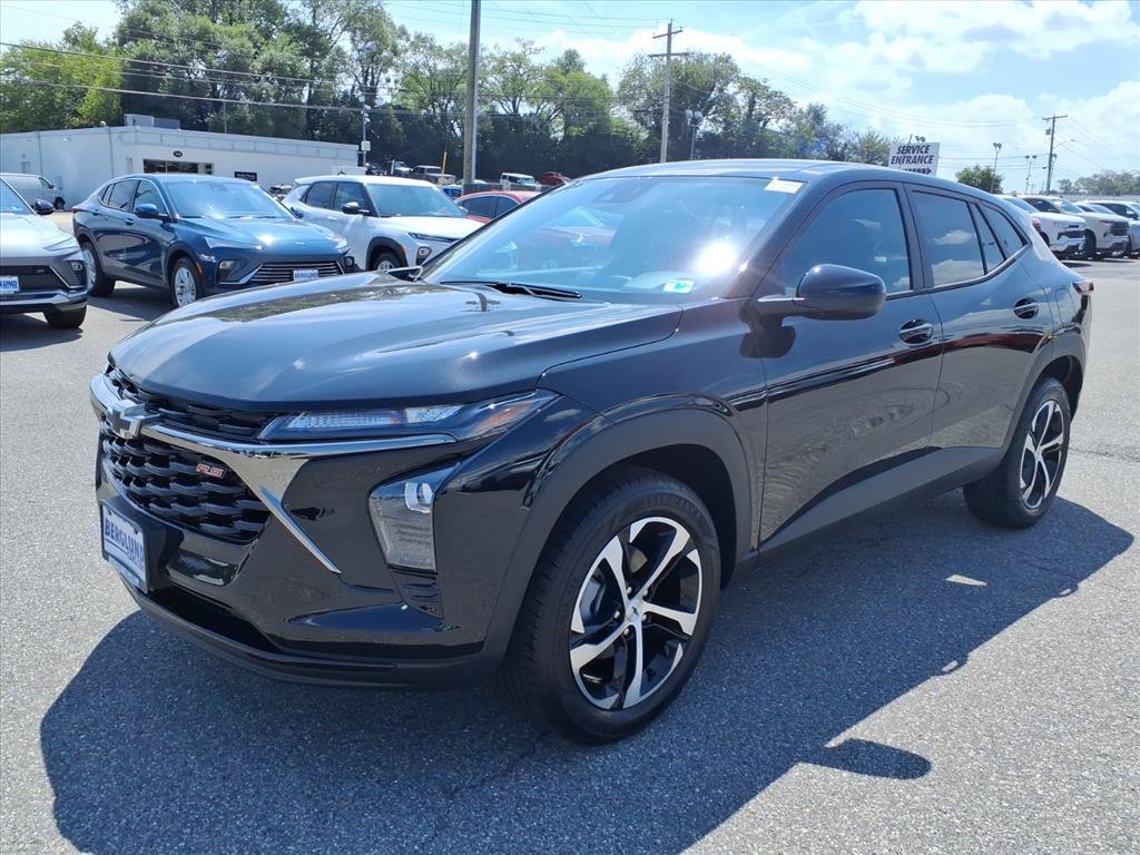 New 2026 Chevrolet Trax RS w/ Driver Confidence Package FWD image 7