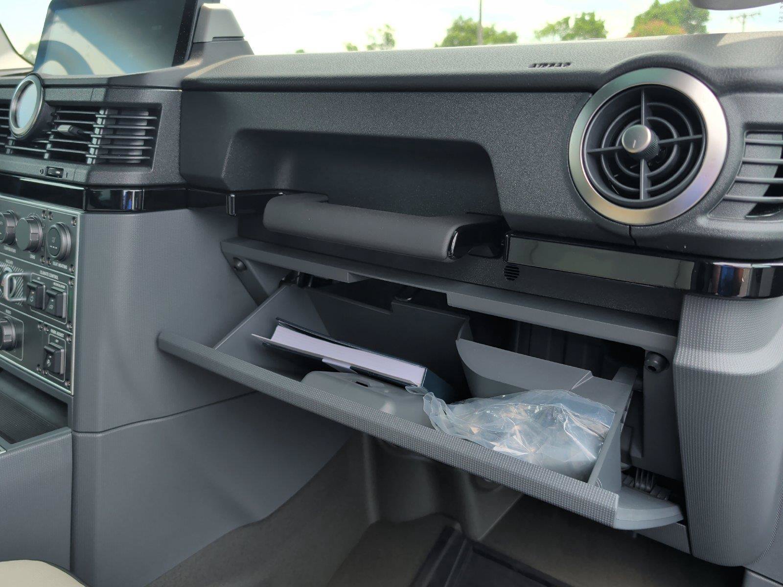New 2025 INEOS Grenadier Station Wagon AWD/4WD image 42