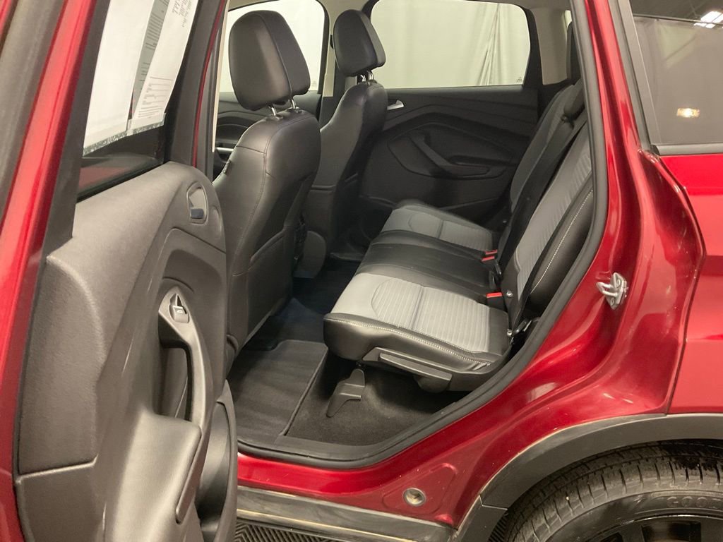 Used 2017 Ford Escape Titanium image 23