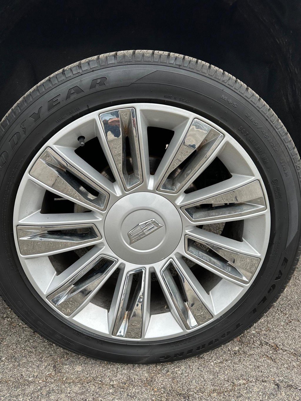 Used 2020 Cadillac Escalade Platinum image 7