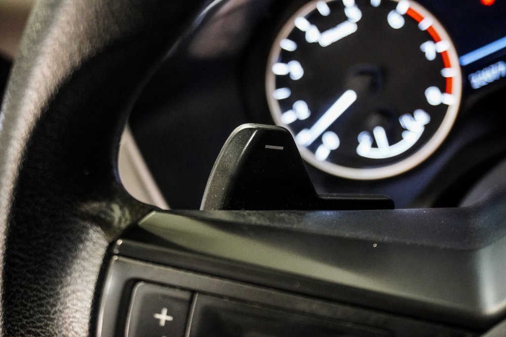 Used 2023 Nissan Rogue S image 16