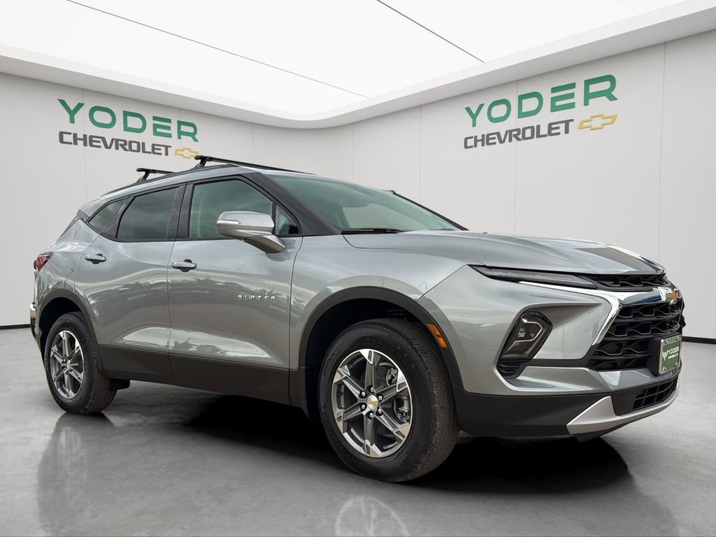New 2026 Chevrolet Blazer LT AWD/4WD image 2