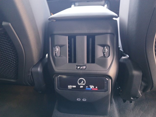 New 2026 BMW X3 xDrive30i w/ Premium Package AWD/4WD image 14