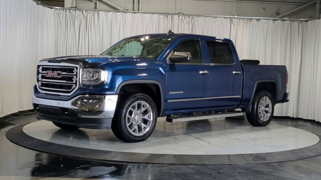 Used 2018 GMC Sierra 1500 SLT w/ SLT Premium Package AWD/4WD image 5