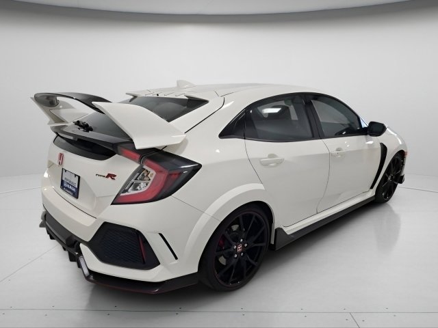 Used 2019 Honda Civic Type R image 9