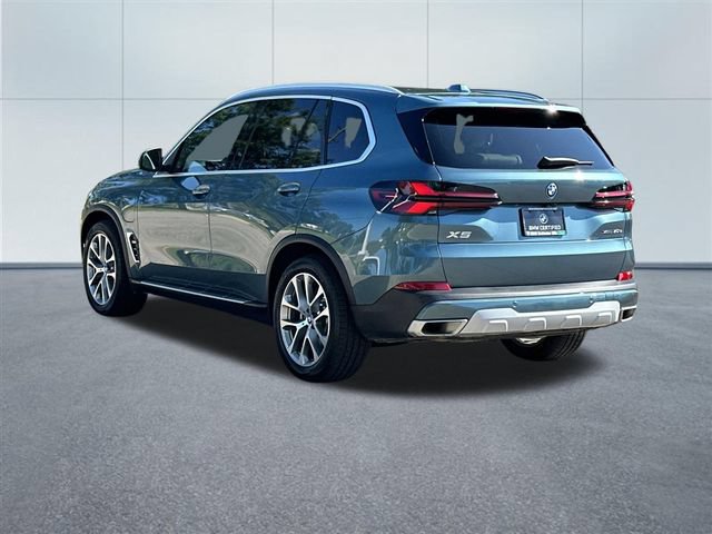 Certified 2024 BMW X5 xDrive50e w/ Climate Comfort Package AWD/4WD image 9