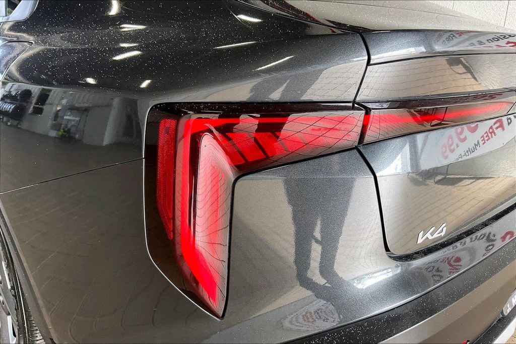 Used 2025 Kia K4 LXS FWD image 17
