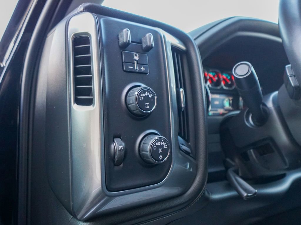 Used 2017 Chevrolet Silverado 1500 LTZ Z71 w/ LTZ Plus Package image 17