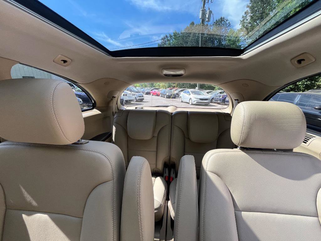 Used 2011 Mercedes-Benz R 350 4MATIC image 26
