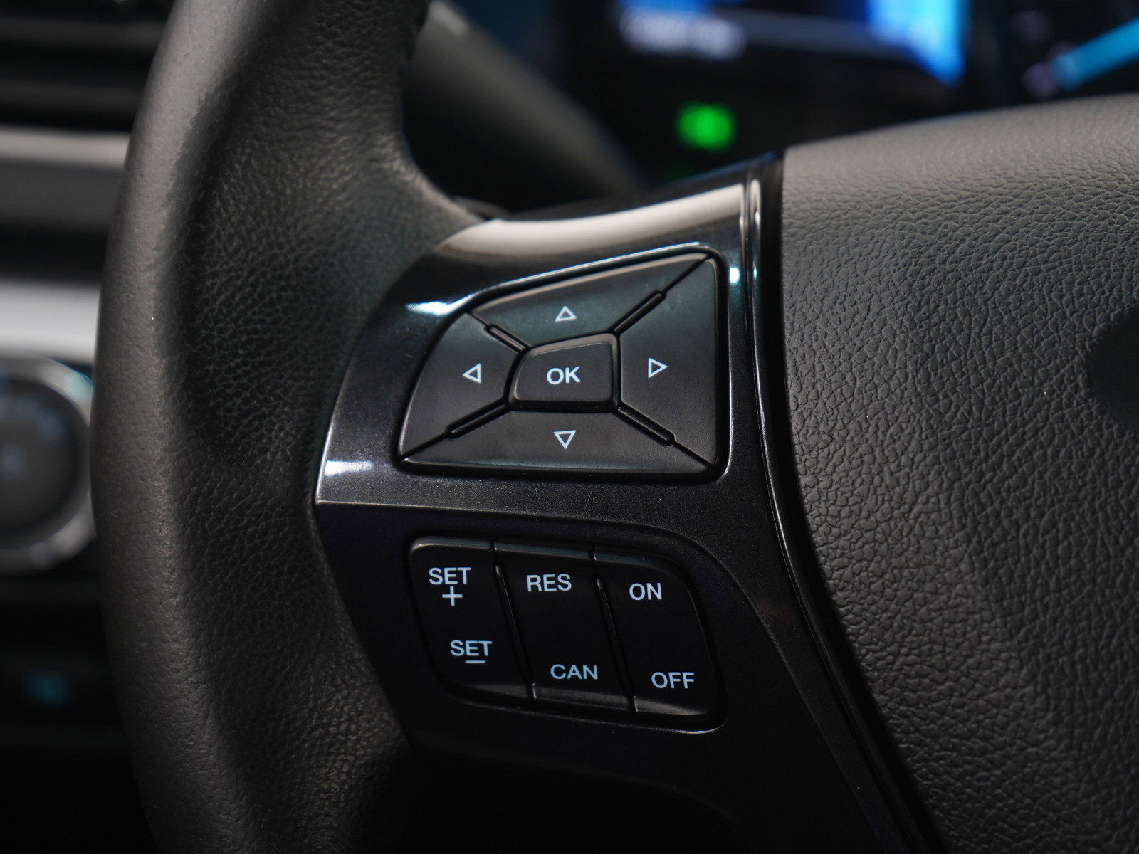 Used 2016 Ford Explorer XLT w/ Equipment Group 202A image 28