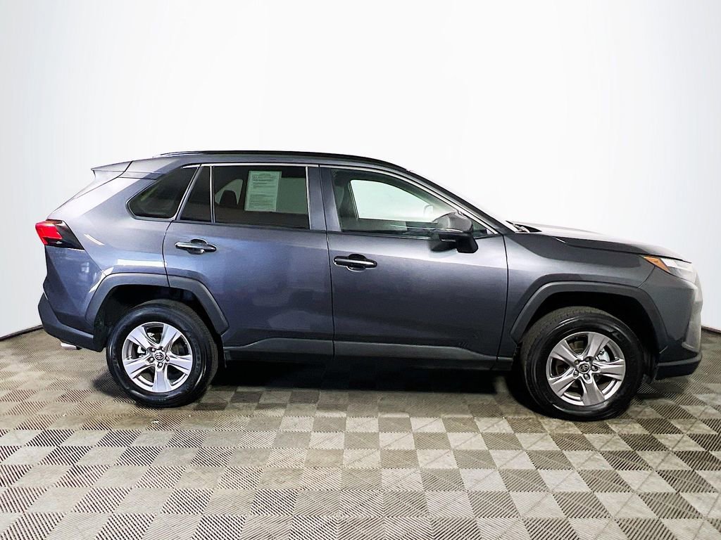 Certified 2025 Toyota RAV4 XLE AWD/4WD image 9