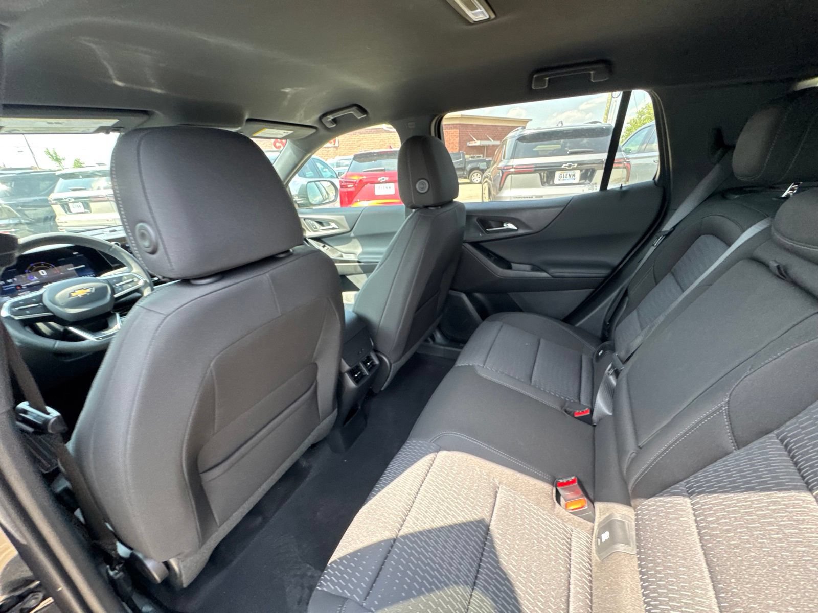 New 2027 Chevrolet Equinox LT AWD/4WD image 26