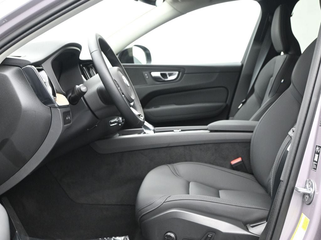 New 2026 Volvo XC60 T8 Core AWD/4WD image 10