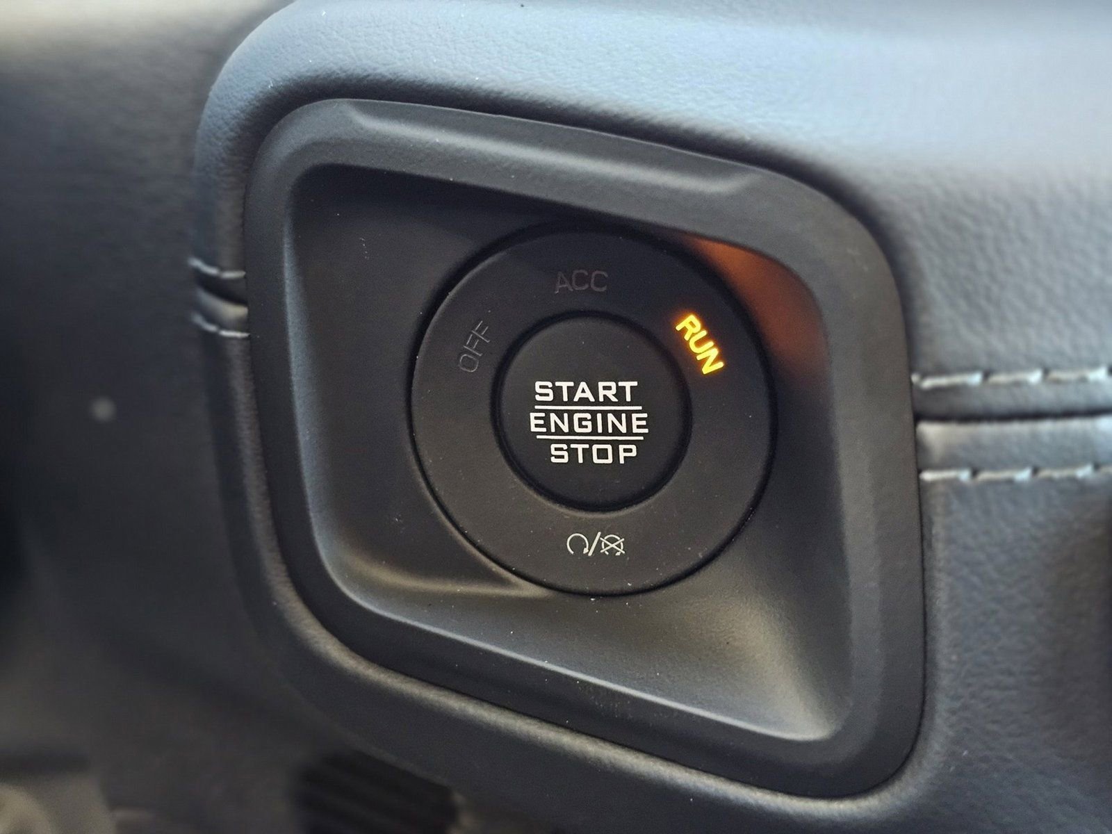 New 2026 Jeep Gladiator Sport image 14