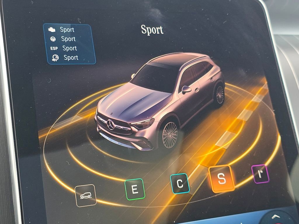 Certified 2026 Mercedes-Benz GLC 300 4MATIC image 33