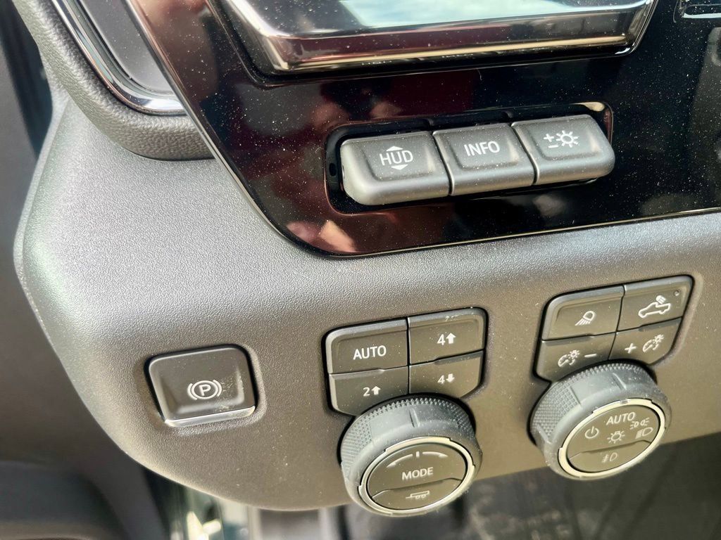 New 2026 Chevrolet Silverado 1500 ZR2 AWD/4WD image 25