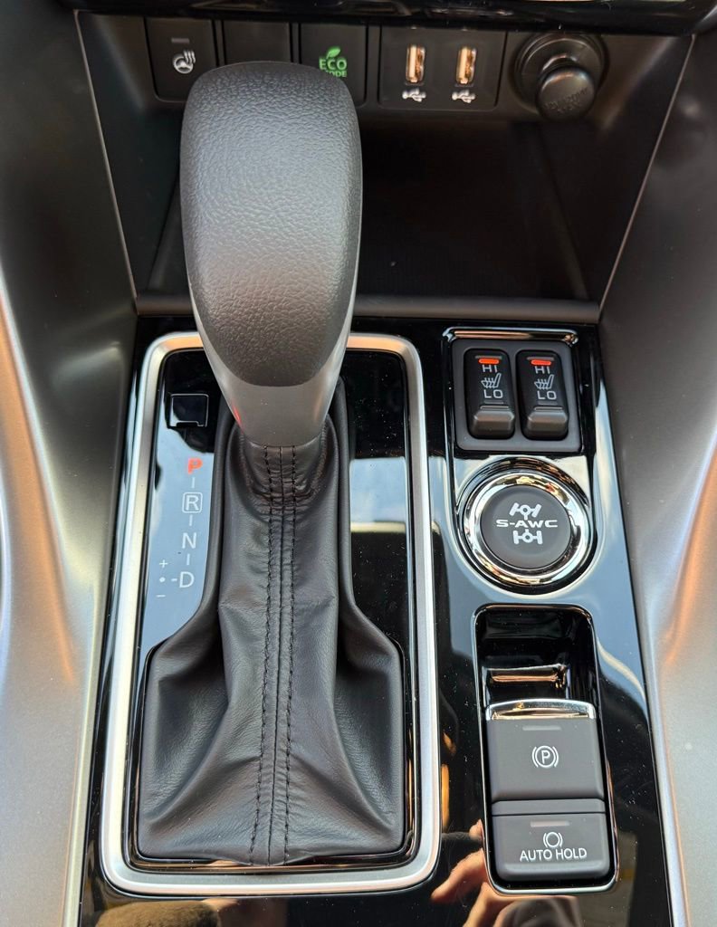 New 2026 Mitsubishi Eclipse Cross Black Edition image 36