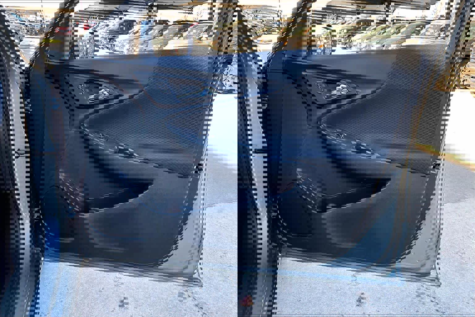 Used 2023 Chevrolet Malibu LT image 25