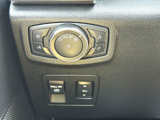 Used 2020 Ford F150 XLT w/ Equipment Group 302A Luxury AWD/4WD image 17