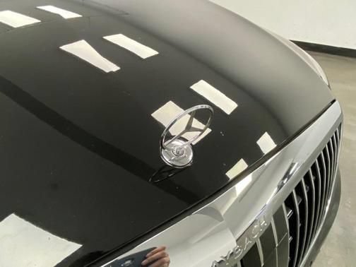Used 2018 Mercedes-Benz Maybach S 560 4MATIC image 11