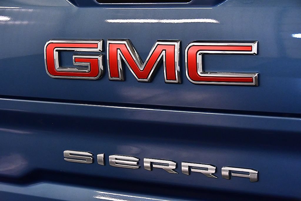 Used 2026 GMC Sierra 1500 Elevation w/ Elevation Premium Package AWD/4WD image 13