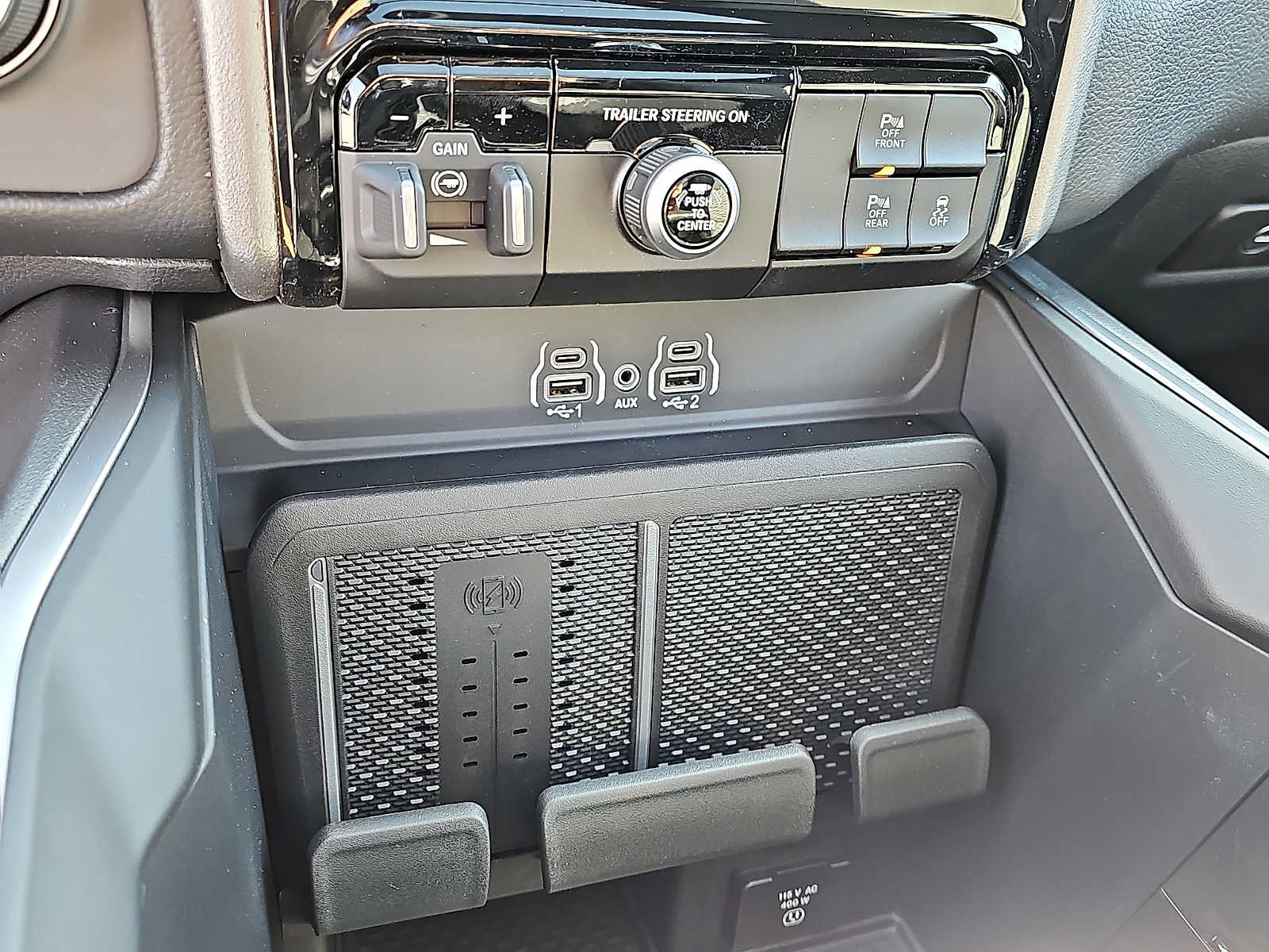 New 2026 RAM 1500 Big Horn AWD/4WD image 16