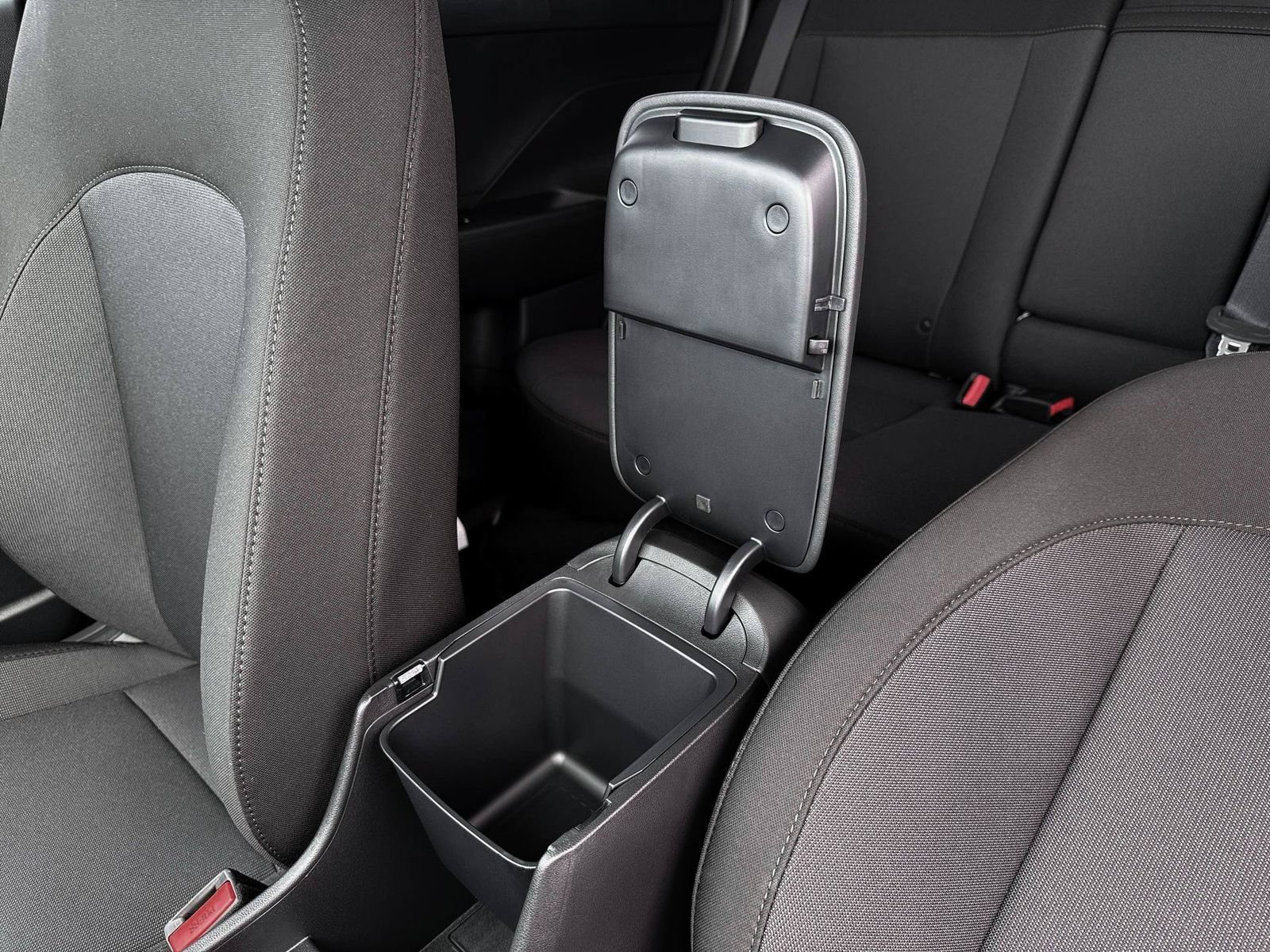 New 2026 Hyundai Kona SEL Sport FWD image 19