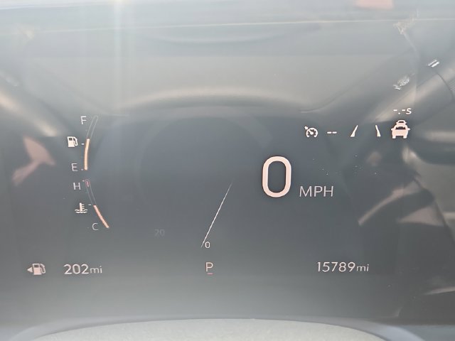 Used 2024 Buick Encore GX Preferred w/ Comfort Package FWD image 16