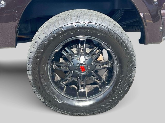 Used 2018 Ford F150 XLT w/ Equipment Group 302A Luxury AWD/4WD image 14