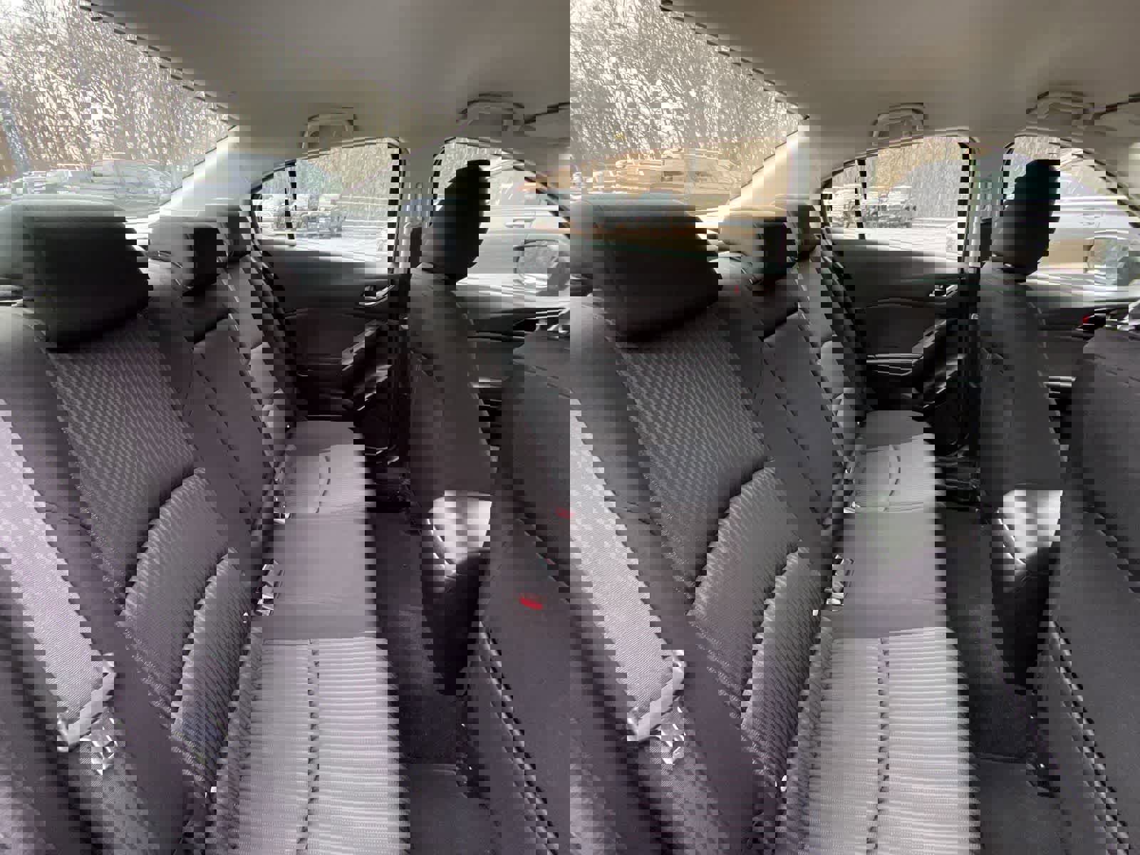 Used 2016 MAZDA MAZDA3 i Sport w/ Preferred Equipment Package image 29