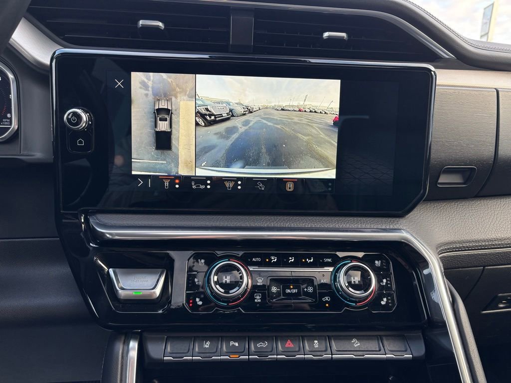 Used 2024 GMC Sierra 3500 Denali w/ Technology Package image 20