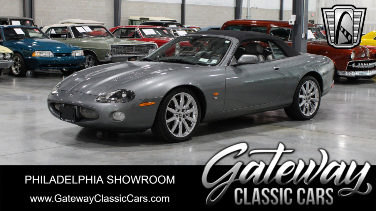 Used 2004 Jaguar XK8 Convertible video 1