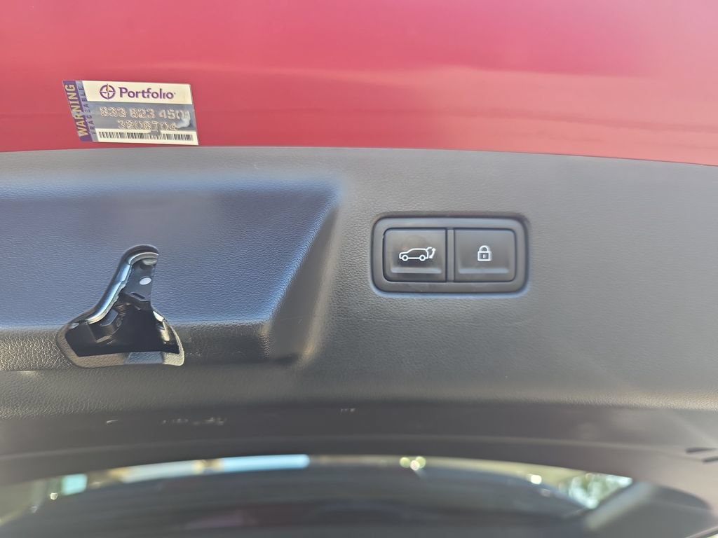 Used 2025 Hyundai Santa Fe SEL FWD image 28