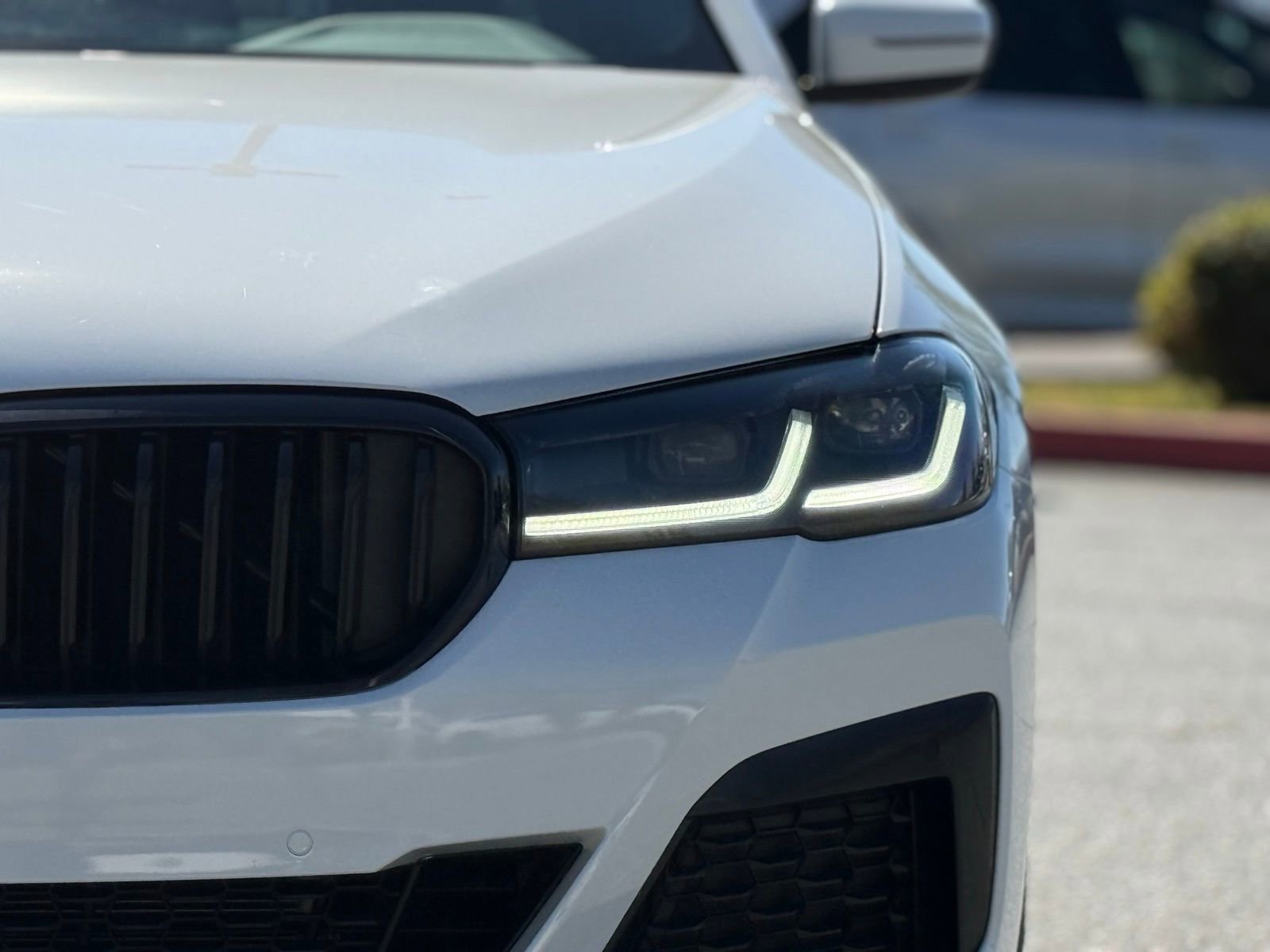 Used 2023 BMW 530e 530e iPerformance w/ M Sport Package image 13