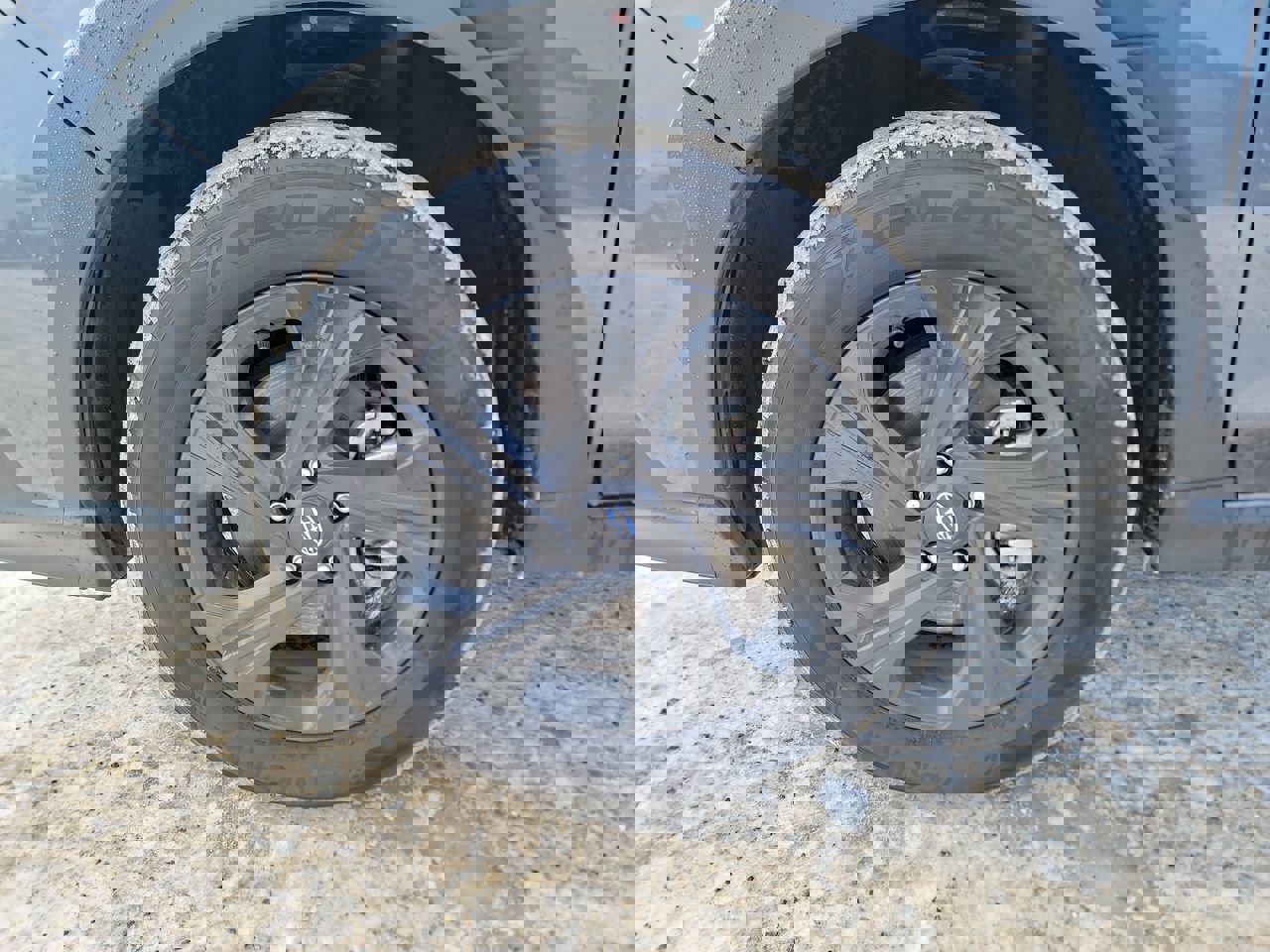 Used 2024 Subaru Crosstrek 2.0i image 10