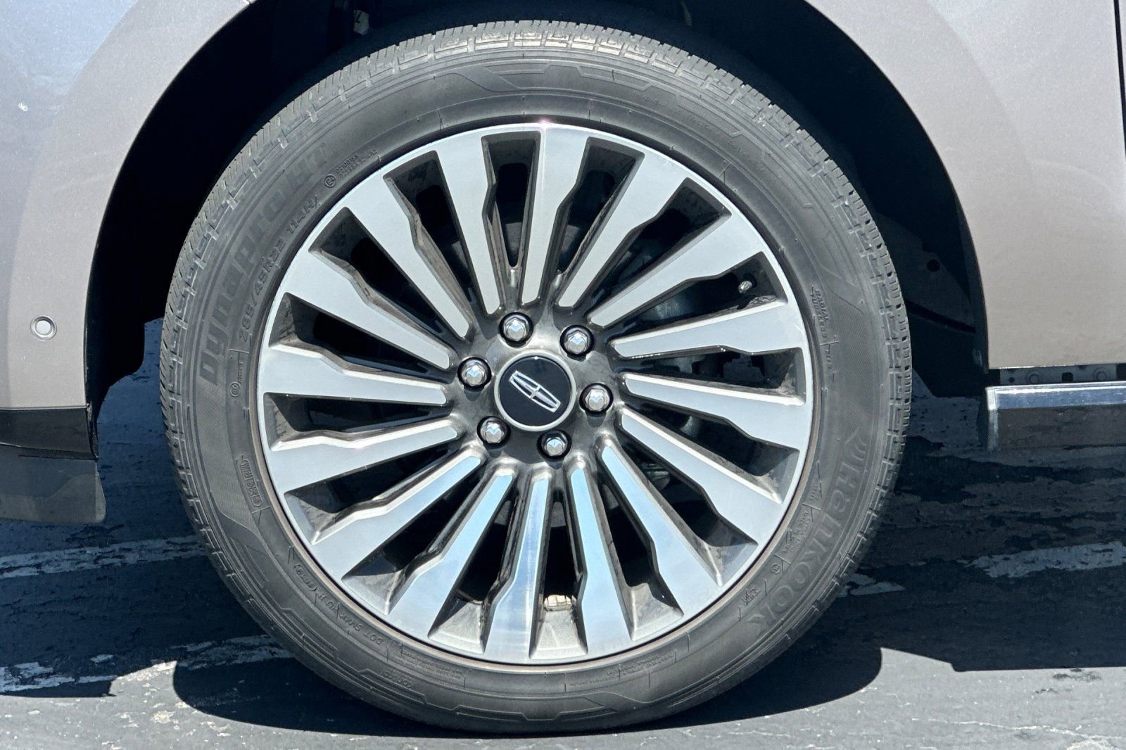 Used 2019 Lincoln Navigator L Reserve image 44