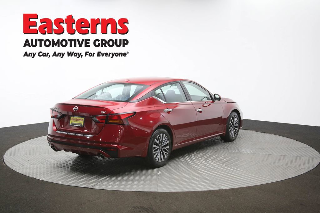 Used 2023 Nissan Altima 2.5 SV w/ SV Premium Package image 41