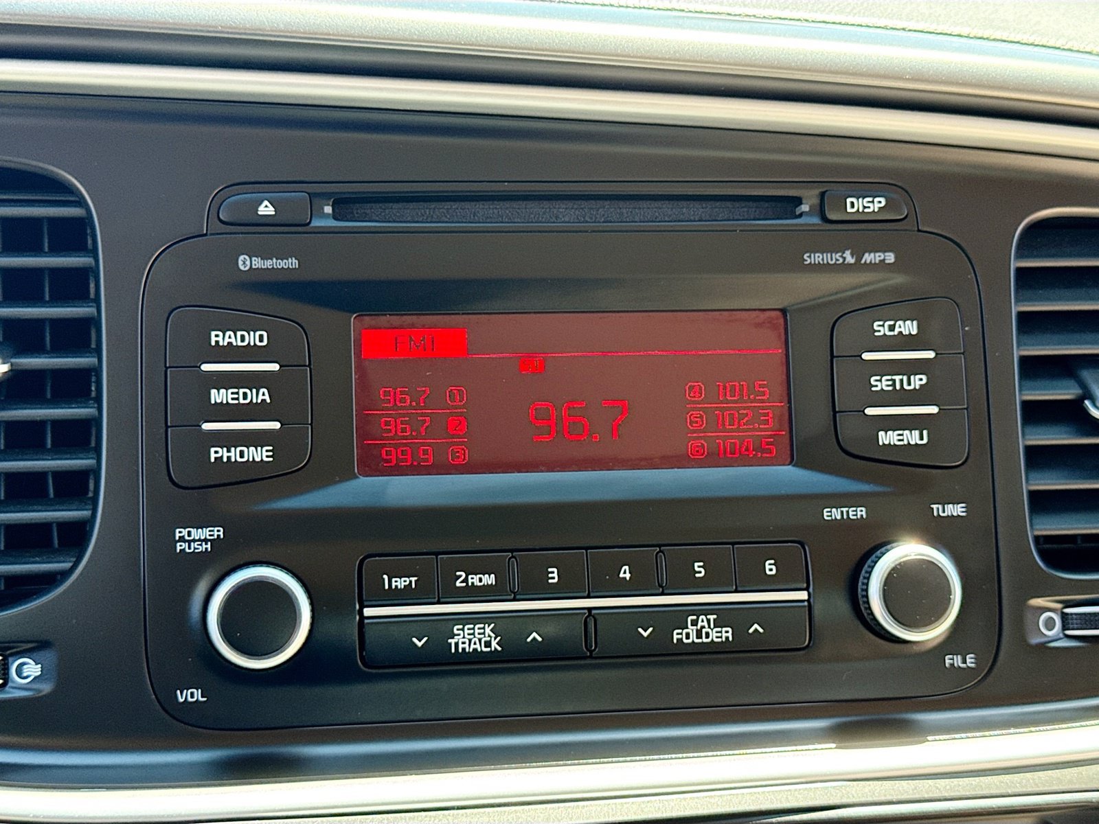 Used 2015 Kia Optima LX FWD image 9