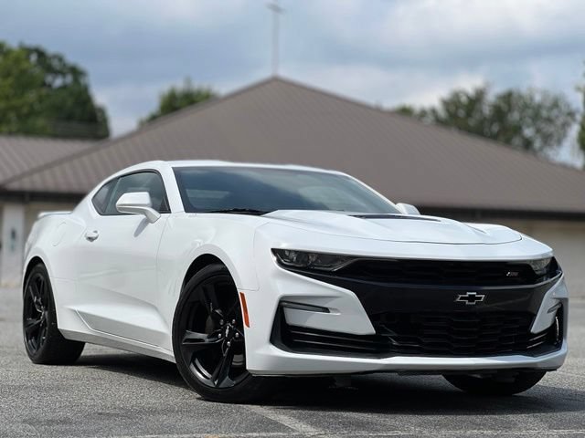 Used 2019 Chevrolet Camaro SS RWD image 3