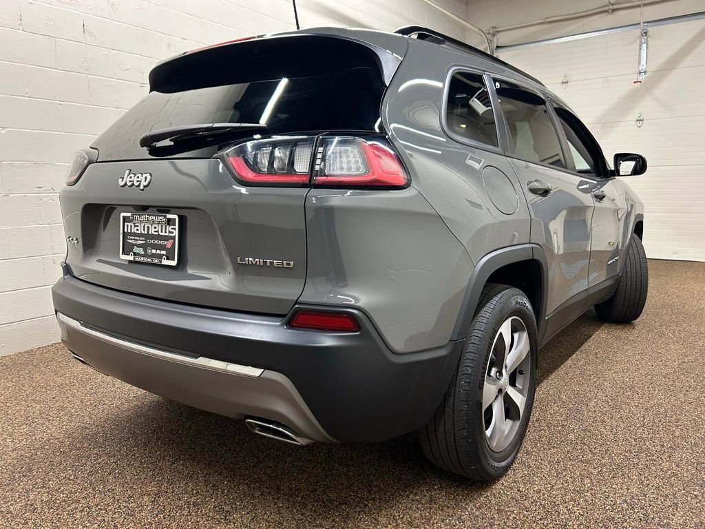 Used 2022 Jeep Cherokee Limited image 2