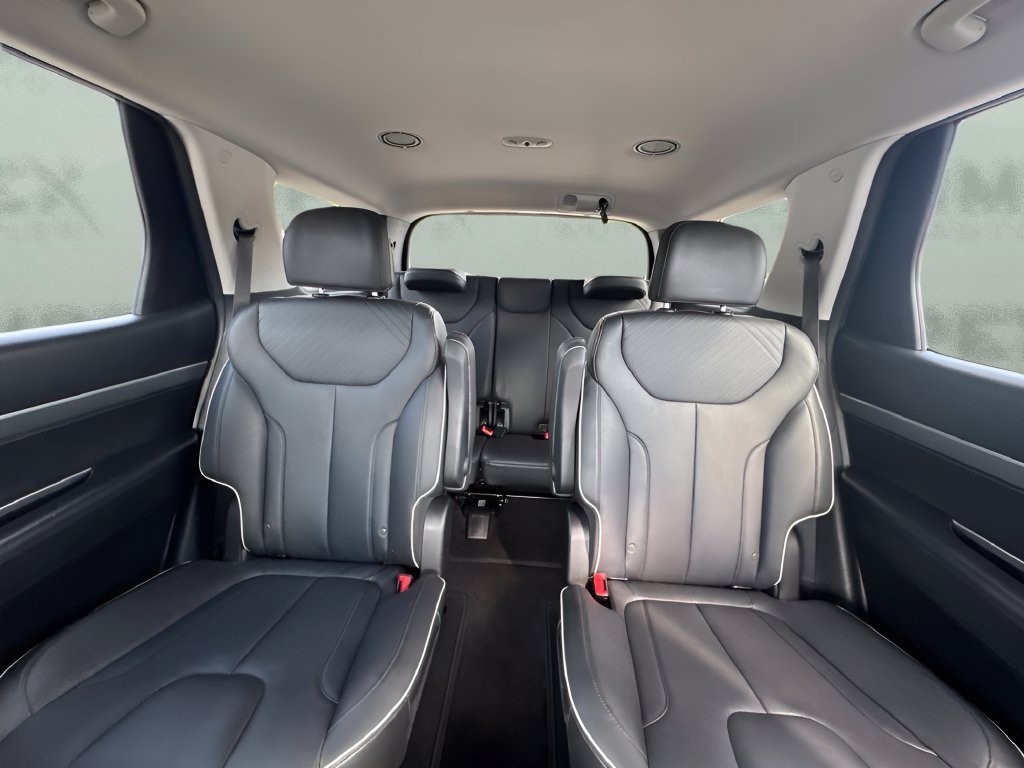 Used 2025 Hyundai Palisade SEL AWD/4WD image 12