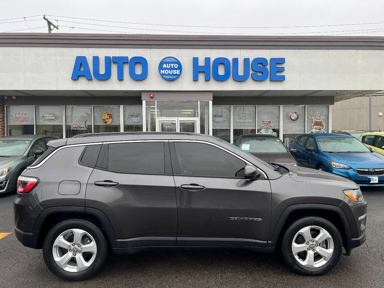 Used 2019 Jeep Compass Latitude w/ Popular Equipment Group image 9