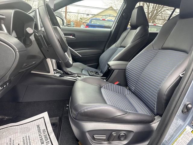 Used 2024 Toyota Corolla Cross XSE w/ Convenience Package image 10