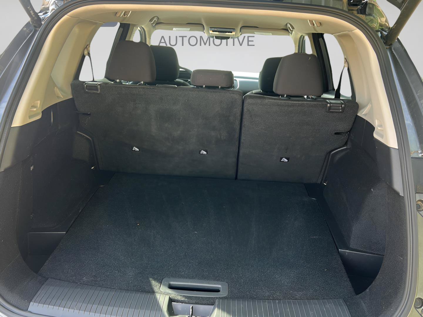 Used 2024 Nissan Rogue SV FWD image 20