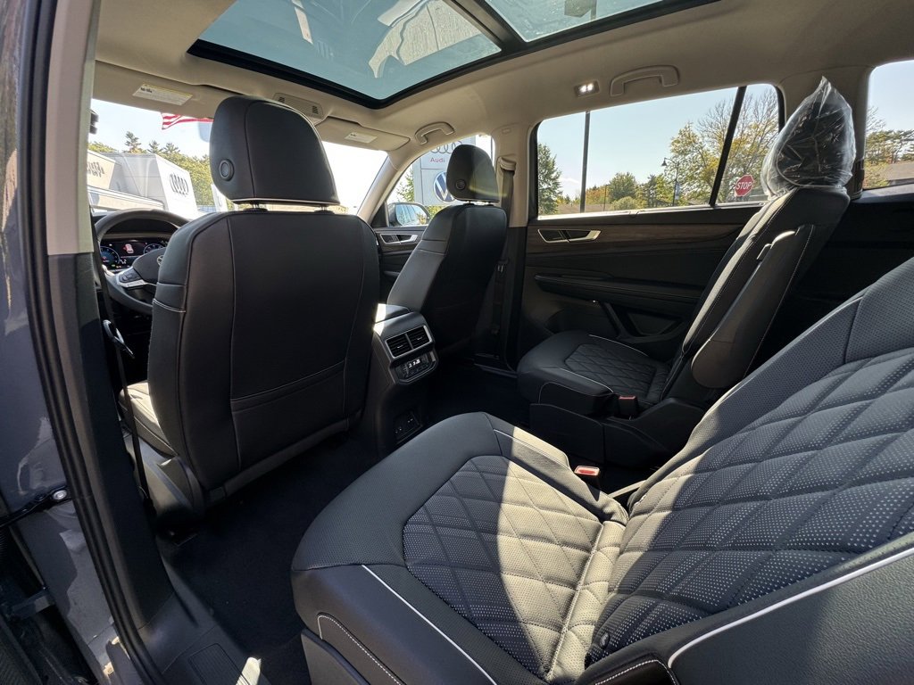 New 2026 Volkswagen Atlas SEL Premium R-Line image 28