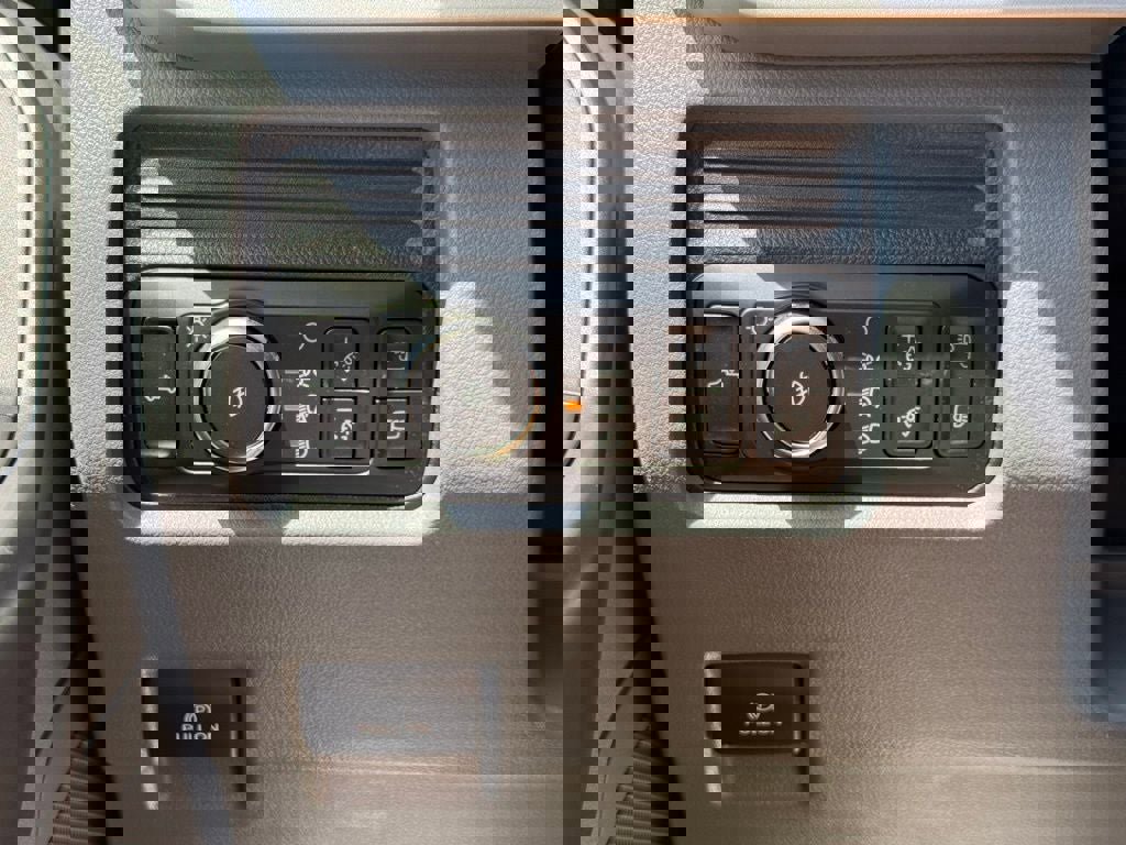 New 2026 Ford F250 XLT image 25