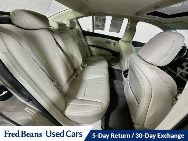 Used 2017 Acura RLX w/ Technology Package FWD image 33
