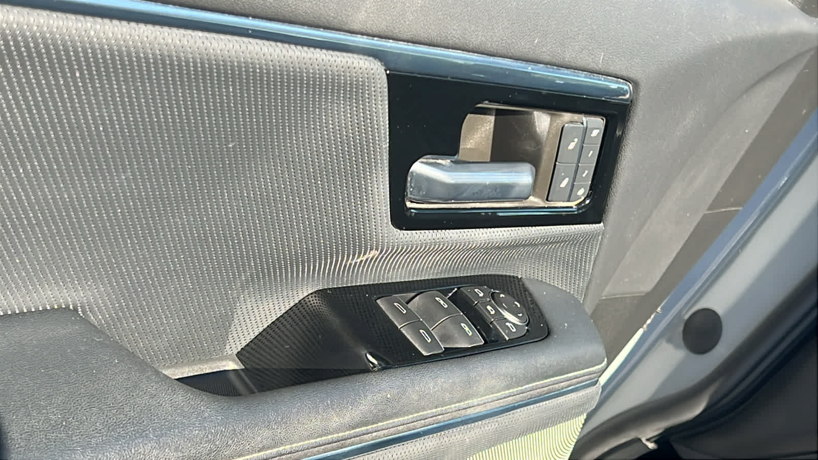 Certified 2024 GMC Sierra EV Denali AWD/4WD image 21