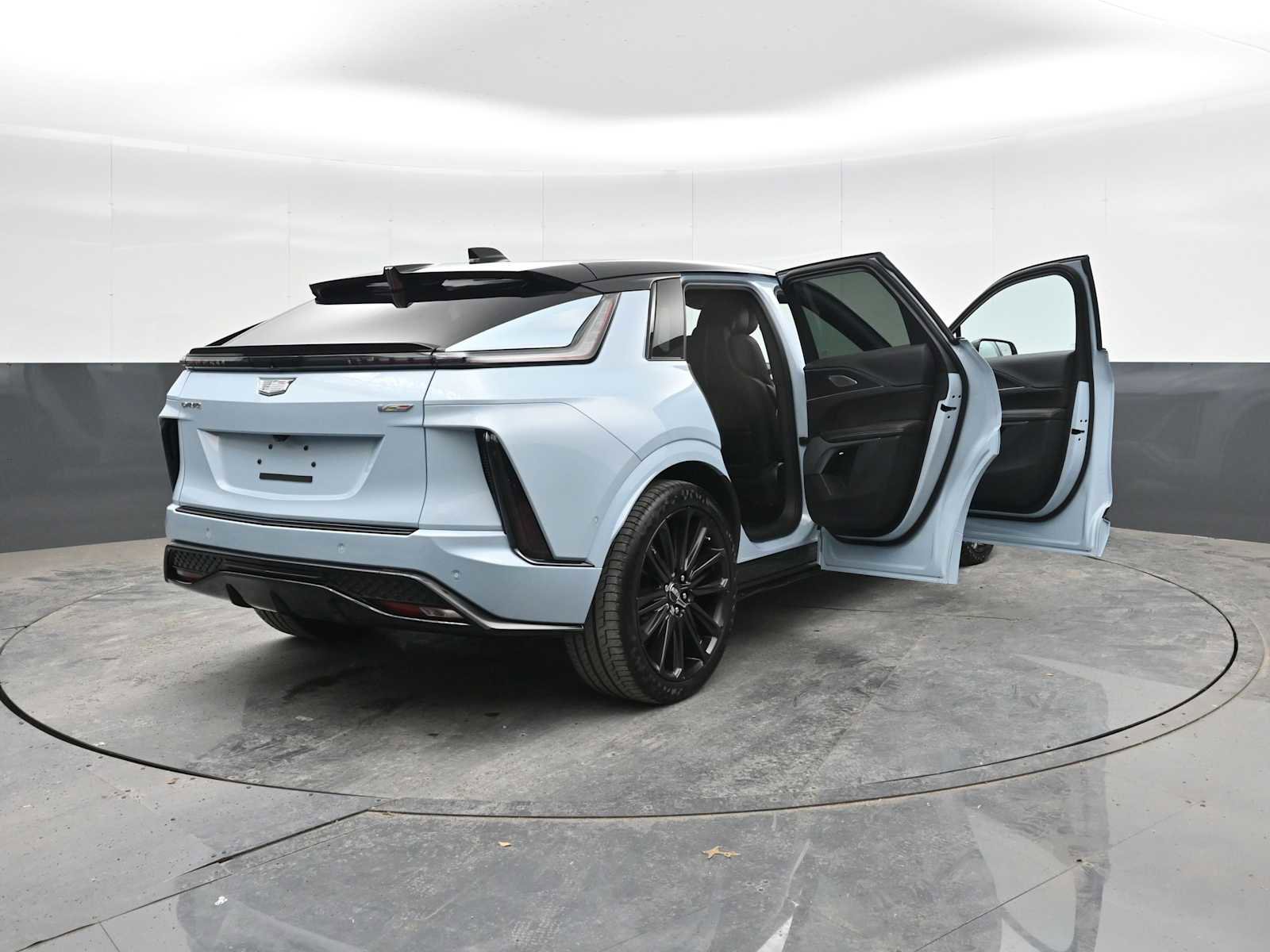 New 2026 Cadillac Lyriq V image 54