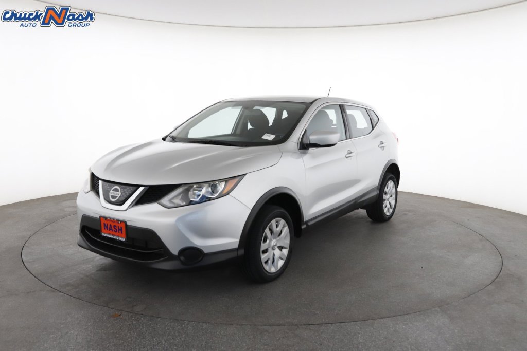 Used 2018 Nissan Rogue Sport S FWD image 5